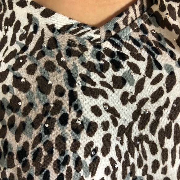 Solddd Outtt - Picture 3 of 4